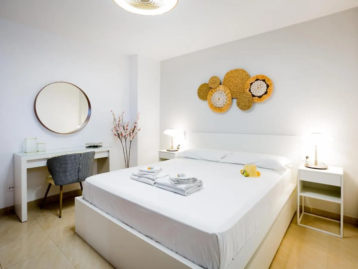 플라야 파라이소 422 Quiet, Beautiful Flat With Sea View 아파트