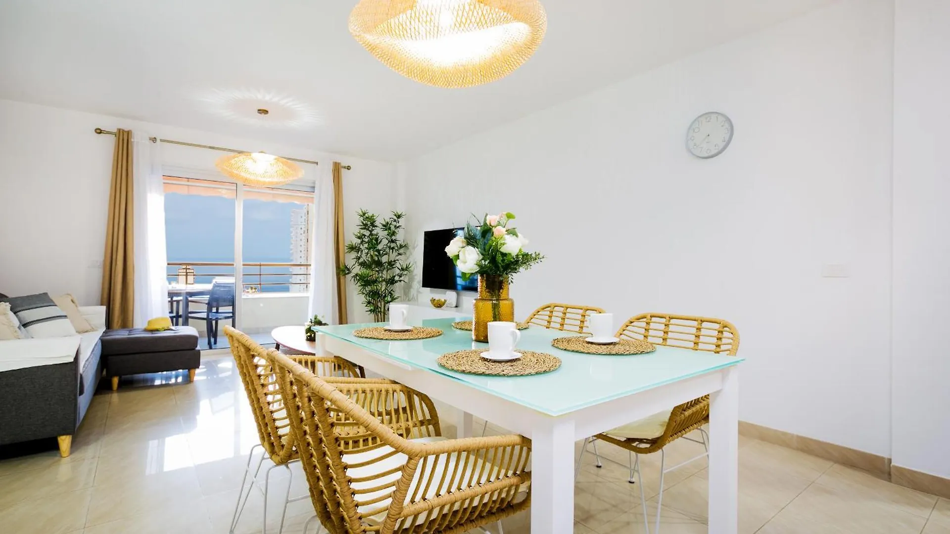 플라야 파라이소 422 Quiet, Beautiful Flat With Sea View 아파트  플라야 파라이소