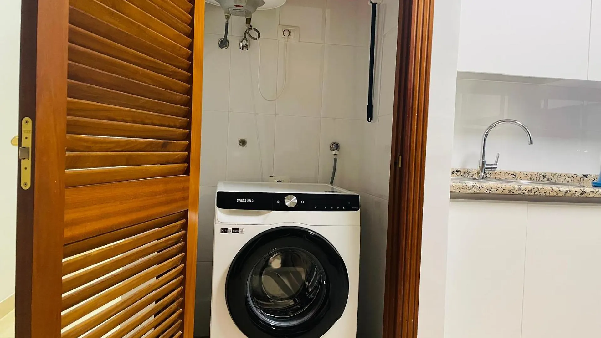 플라야 파라이소 422 Quiet, Beautiful Flat With Sea View 아파트 스페인